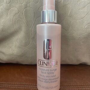 New Clinique moisture surge face spray 4.2 oz